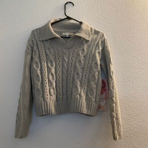 Knitted crewneck crop top size XS